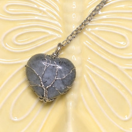 Collier Coeur Pierre Naturelle (choisir en Live)